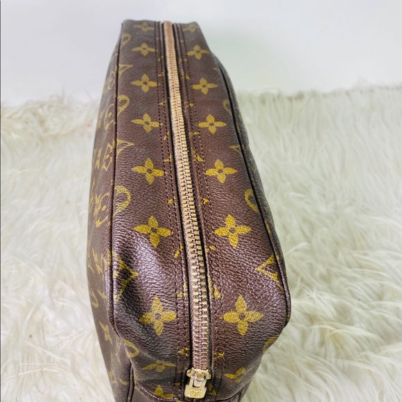 Auth LOUIS VUITTON Trousse Toilette 28 Unisex - Picture 13 of 16